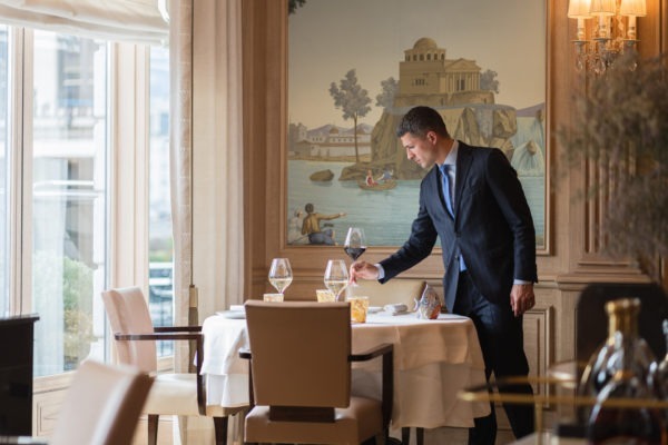 Du mouvement au Four Seasons