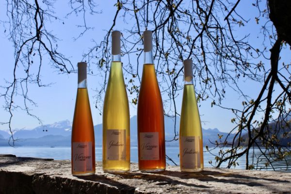 Anouch reçoit les liqueurs Granier