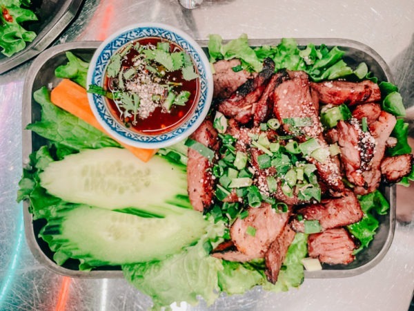 Le porc mariné de Soï Thaï Canteen