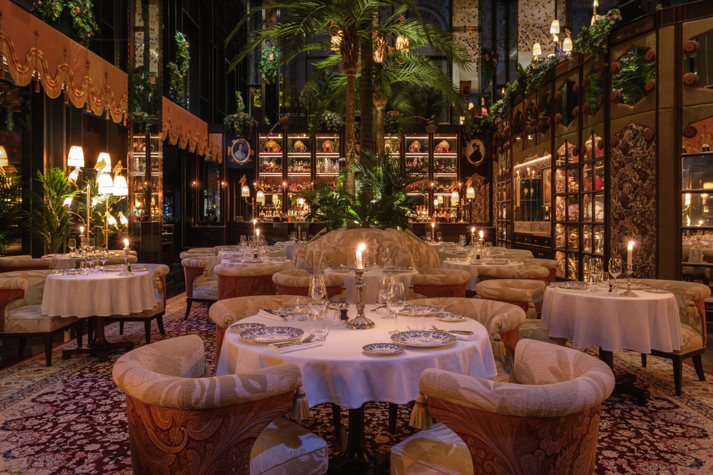 Tables Maisonrevka Dubai 221124 002