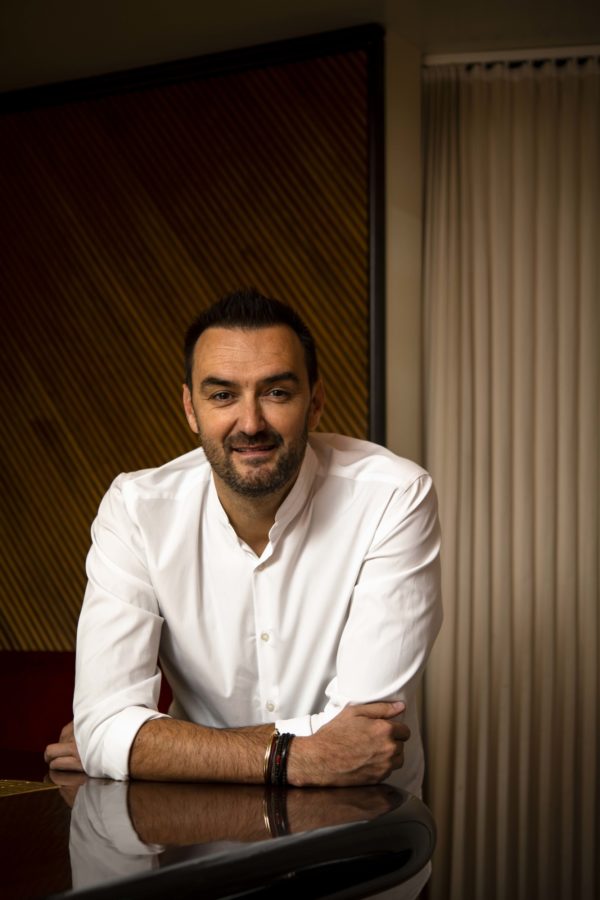 Cyril Lignac se sépare d’Ischia