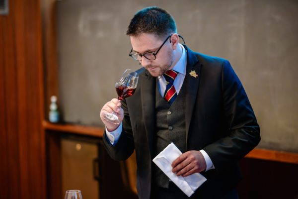 Mikaël Grou, sommelier de l&rsquo;année