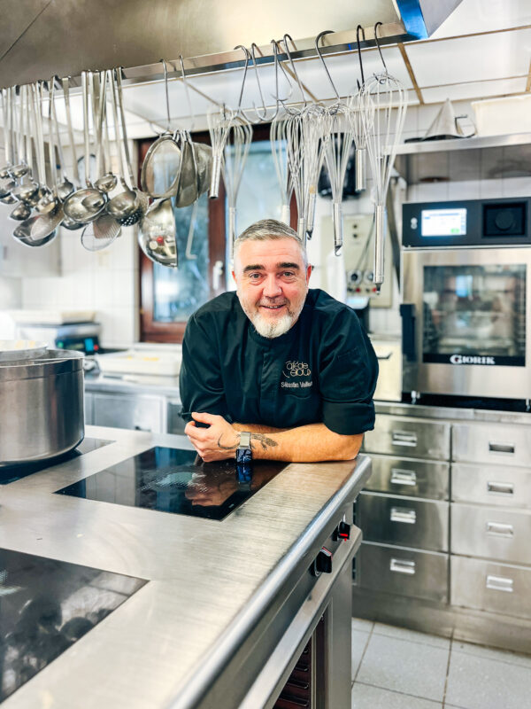 Sébastien Vailland : l’itinéraire d’un cuisinier fidèle à ses racines