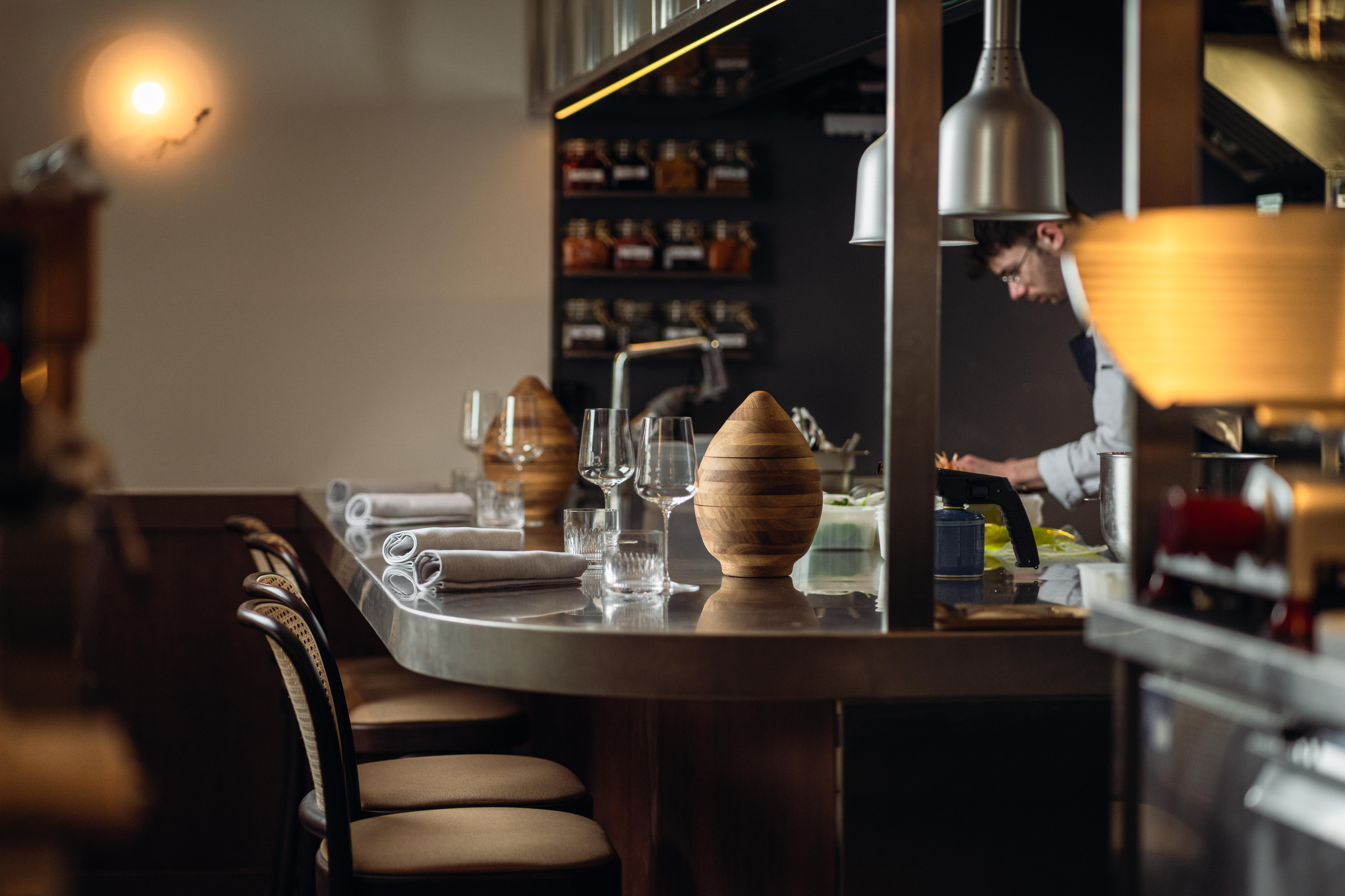 High quality JPG Arakel April 2024 19 Table du Chef by Guillaume Cottancin