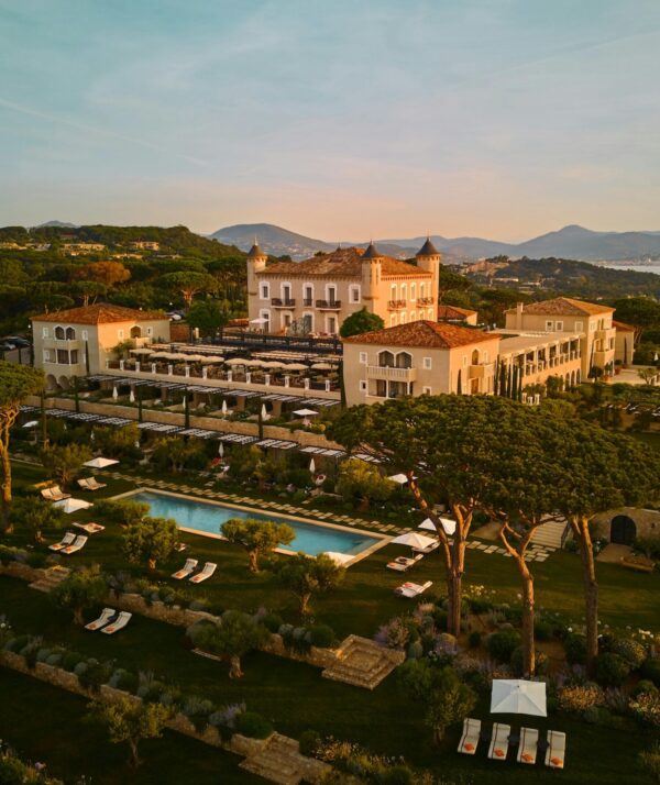 The White Lotus saison 4 s’installe à Saint-Tropez