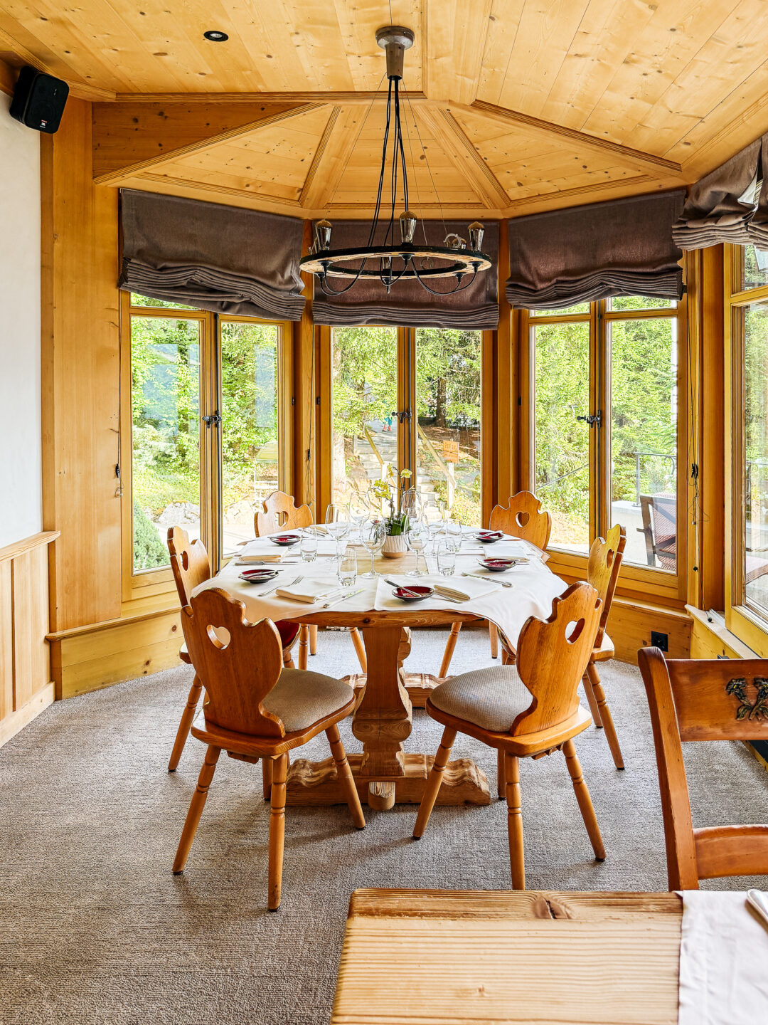 260818 Grand Chalet IMG