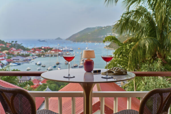 Loulou sets sail for Saint Barth